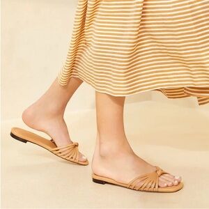 EUC Loeffer Randall Izzie Dune Knot Sandal size 9